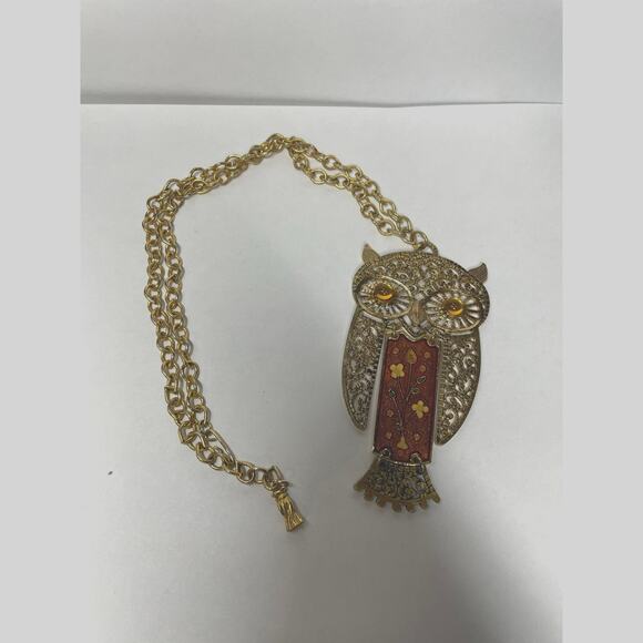 Gold Crown Gold Tone Owl Articulated Large Pendant on 20 chain Vintage - Picture 1 of 5
